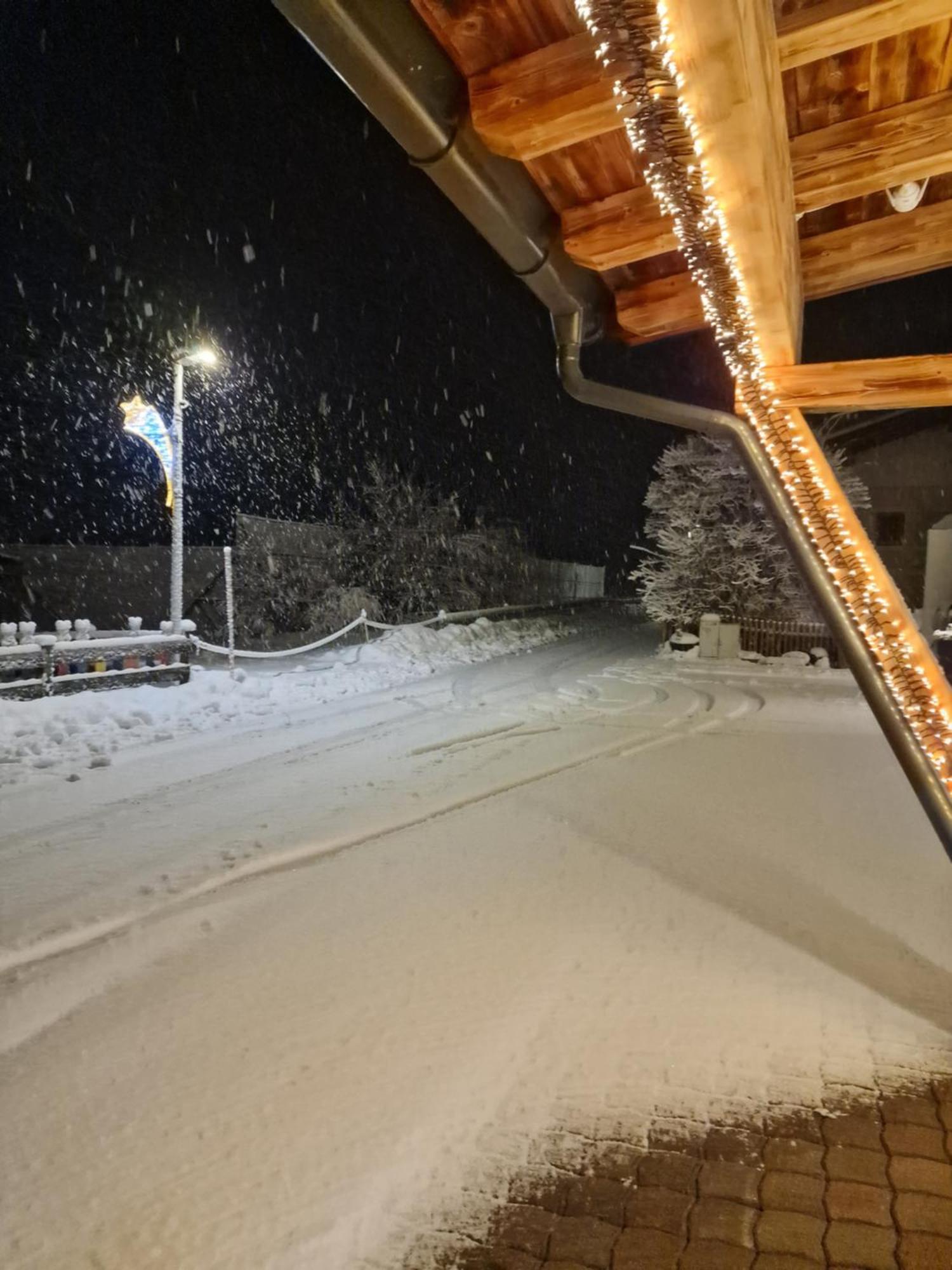 Appartementhaus Huettenberger แอร์พเฟนดอร์ฟ ภายนอก รูปภาพ