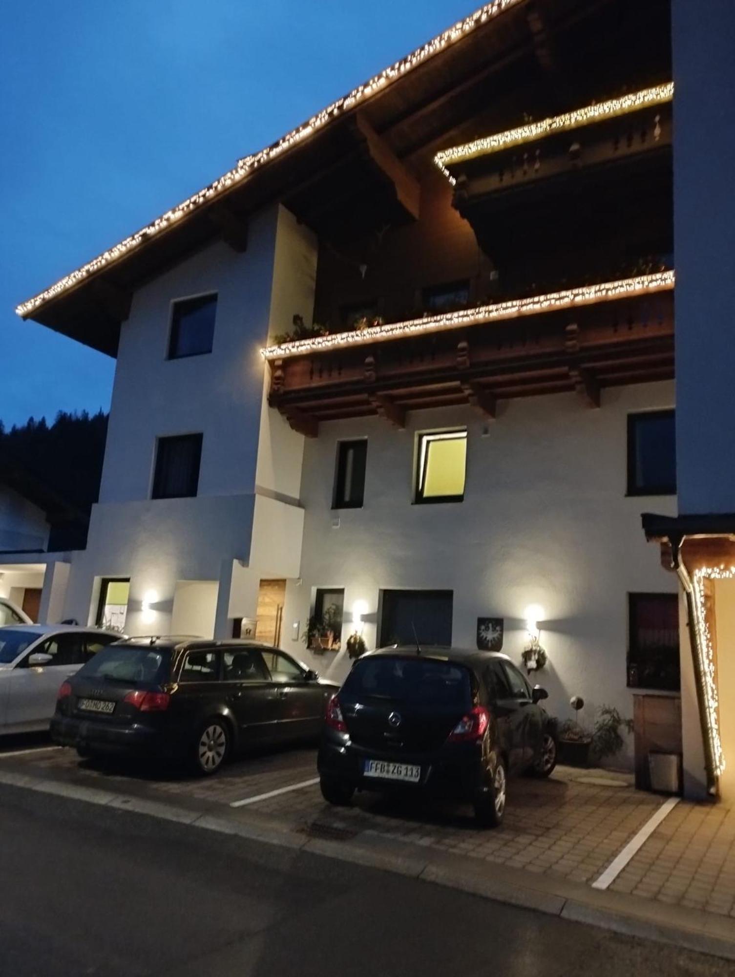 Appartementhaus Huettenberger แอร์พเฟนดอร์ฟ ภายนอก รูปภาพ
