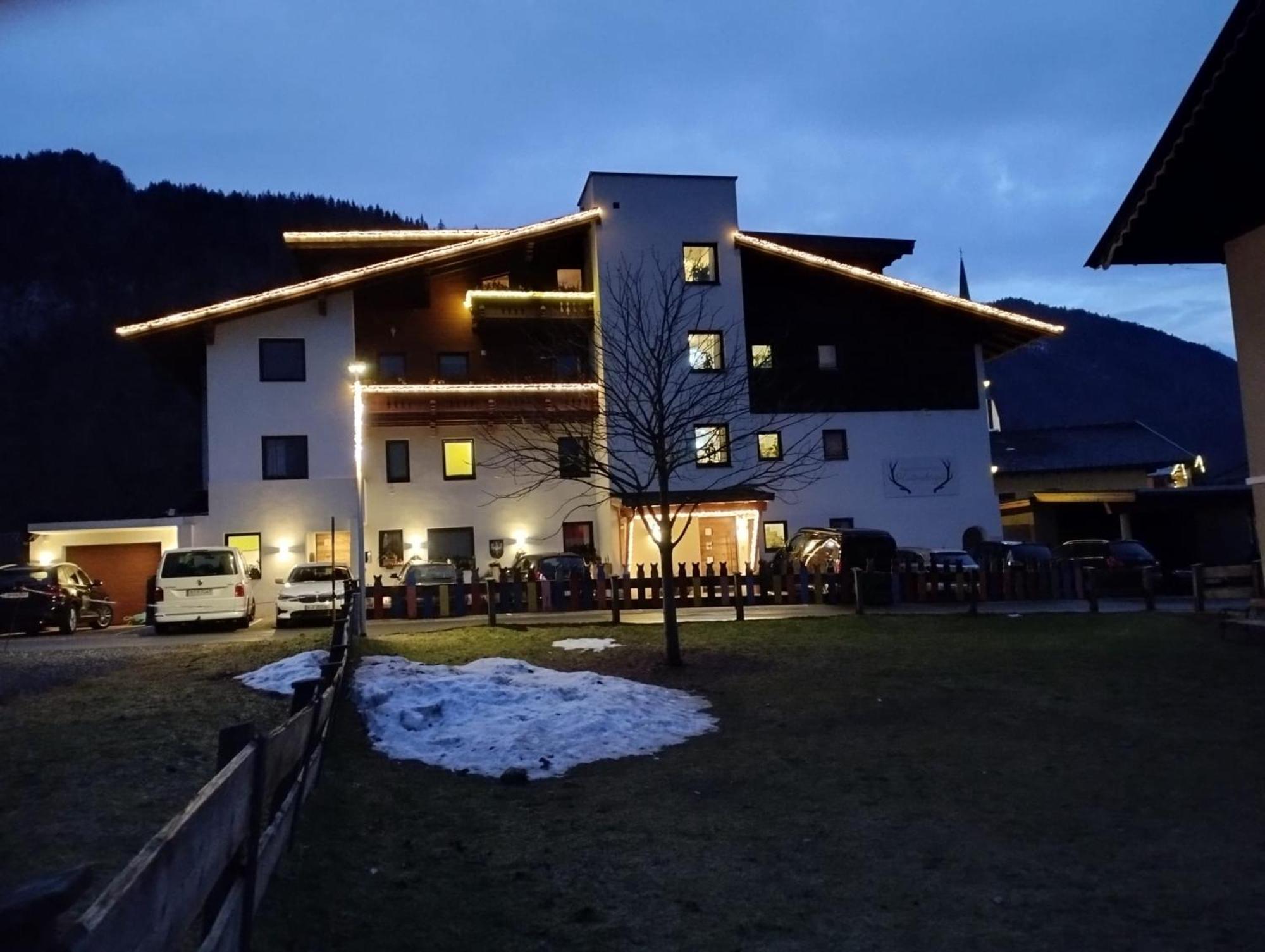 Appartementhaus Huettenberger แอร์พเฟนดอร์ฟ ภายนอก รูปภาพ